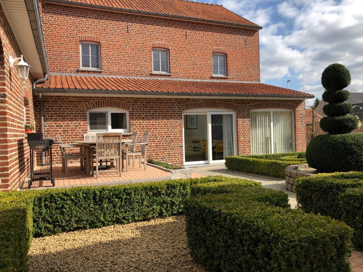 Hoeve De Singel Borgloon Exteriér fotografie